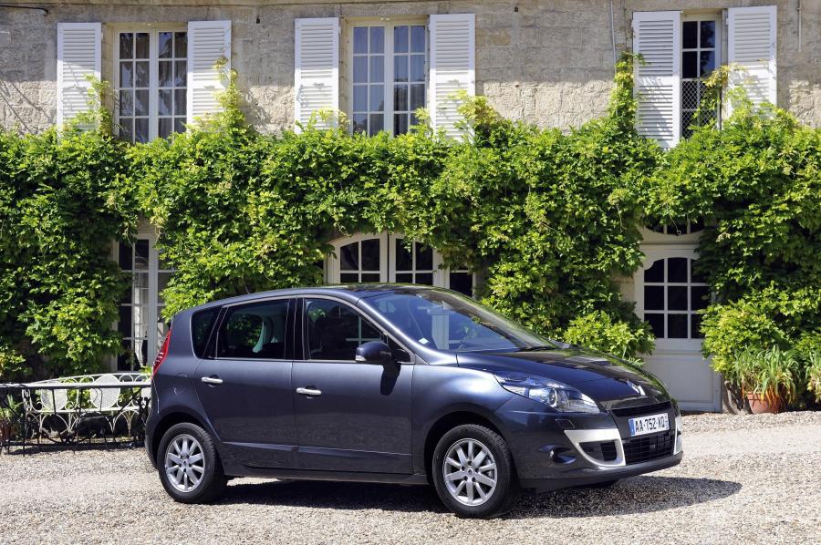  Renault Scenic 2009 года  (фото 23 из 44)